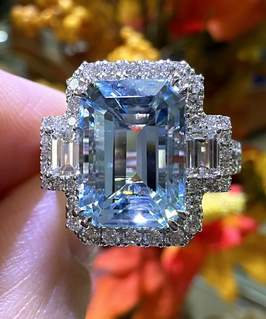 4.91carat Aquamarine & Diamond Cocktail Ring