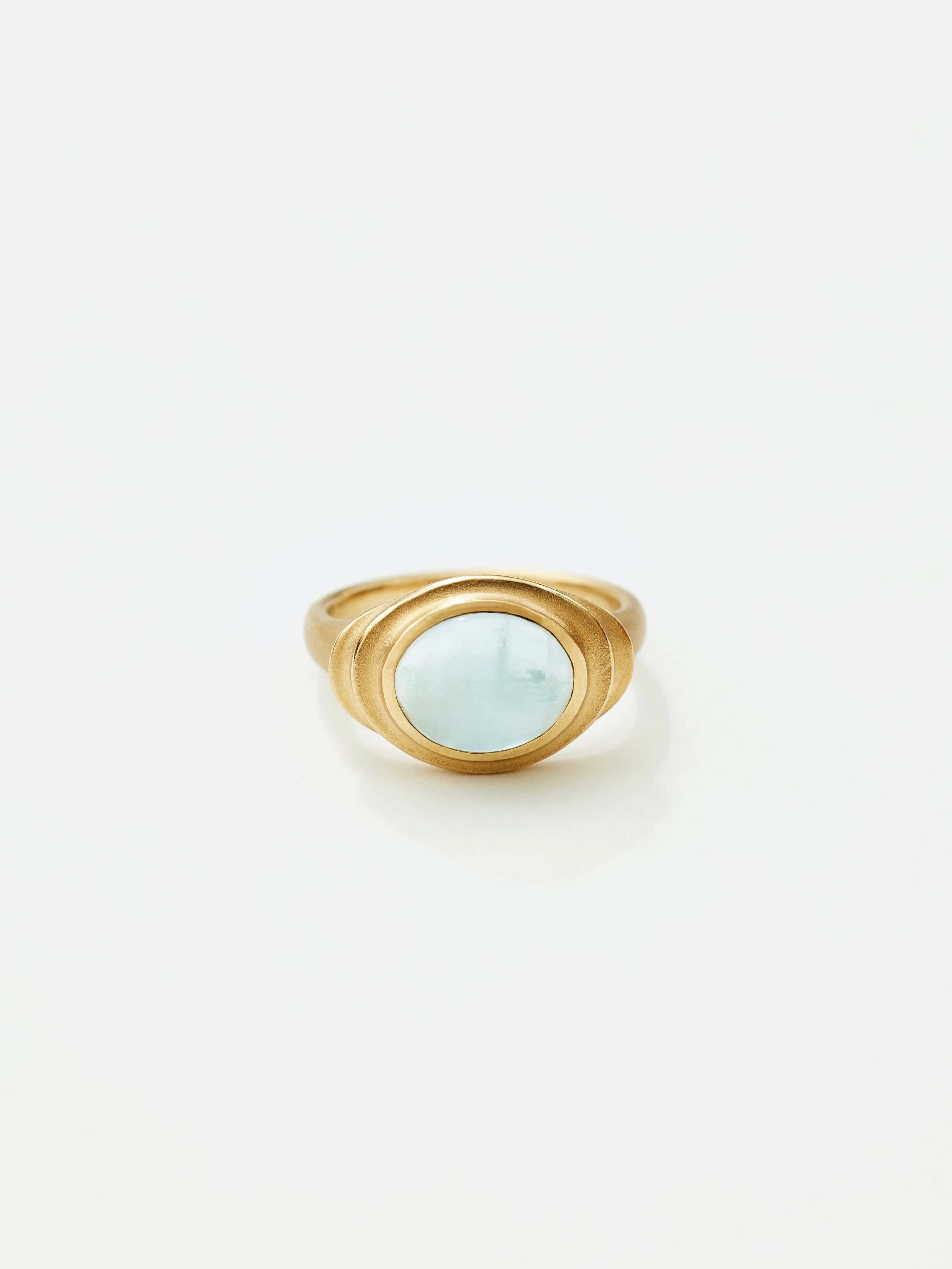 Aquamarine Màre Ring in 18k Royal Gold, Size 7