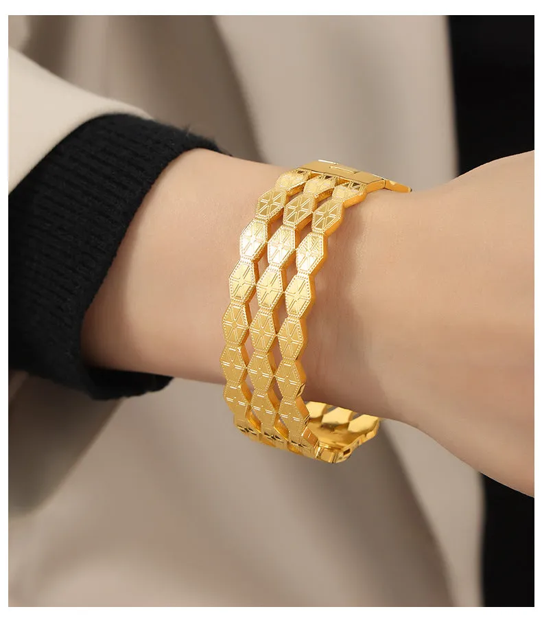 European Charm Hollow Gold-Plated Zircon Bracelet Jewelry for Women