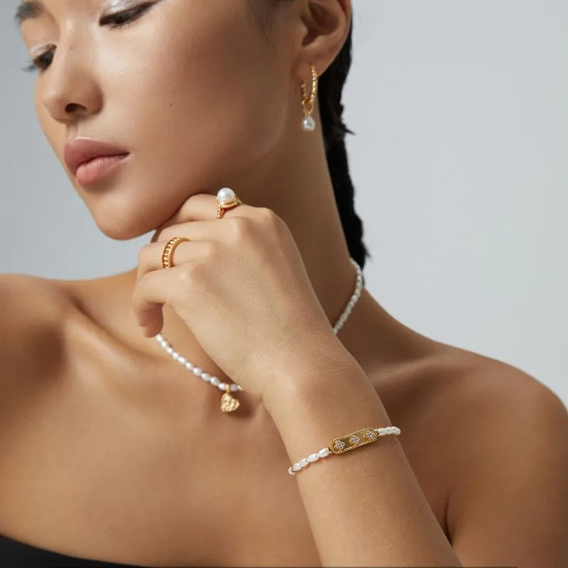Four Leaf Clover Freshwater Pearl Bracelet