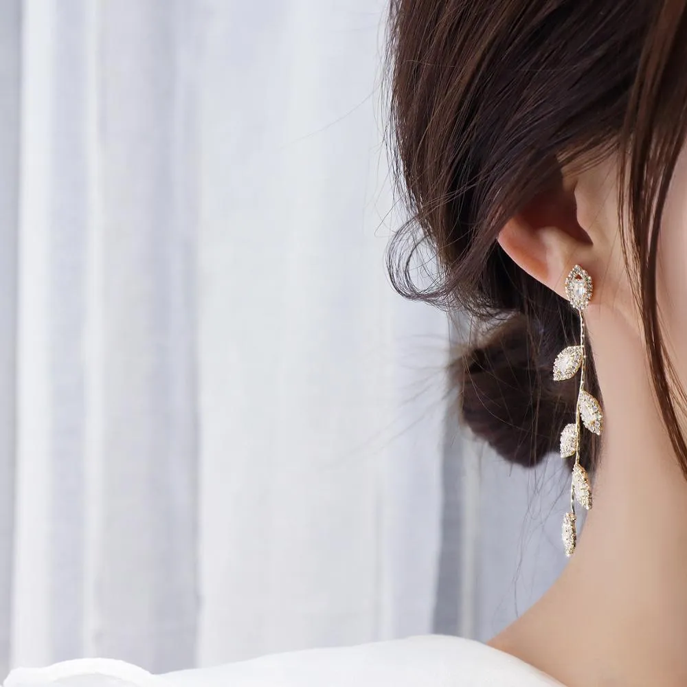 Micro Inlaid Cubic Zircon Leaves Earrings