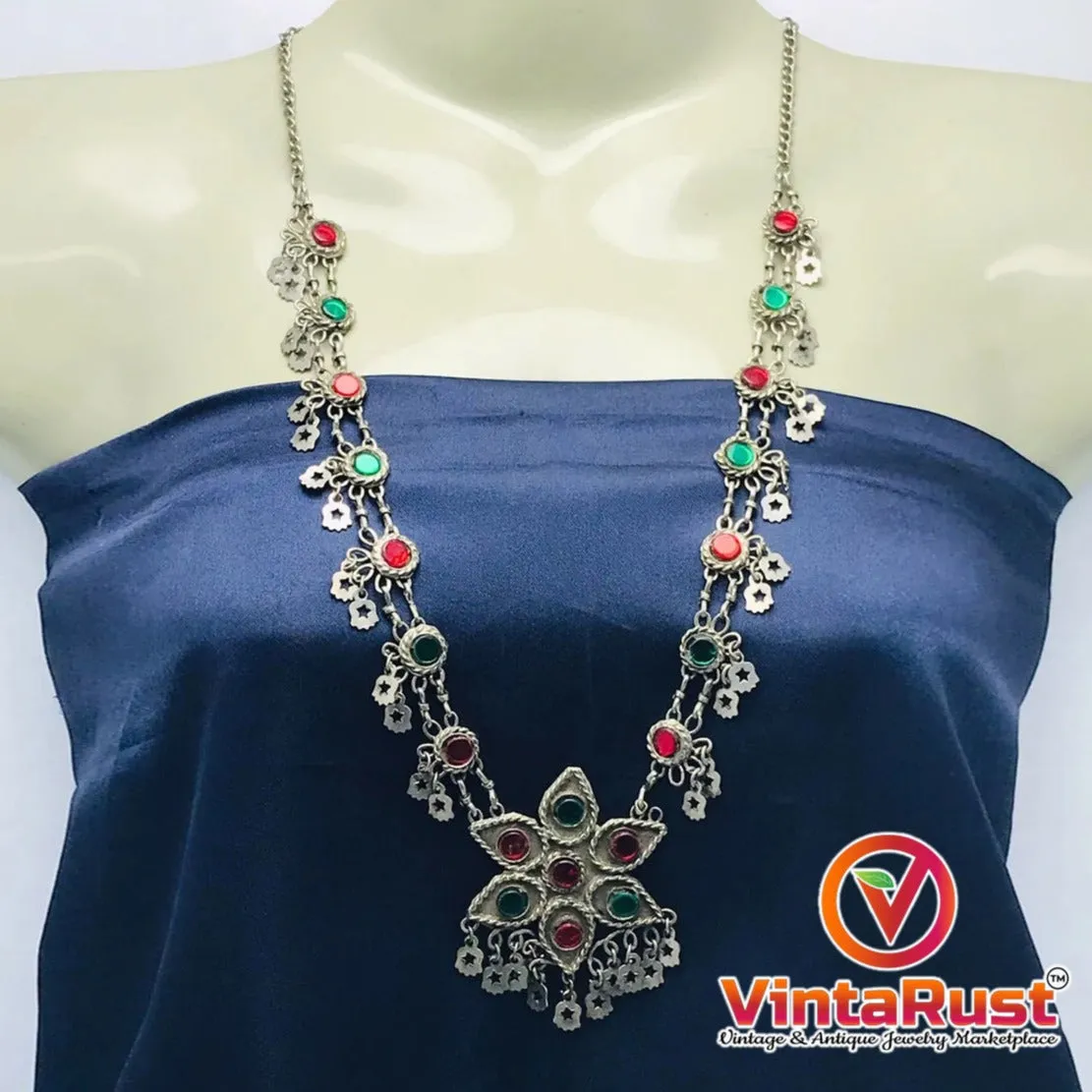 Tribal Pendant Necklace With Red and Green Glass Stone